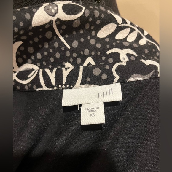 J Jill Black & White Modern Floral Collar Button Mini Dress, Size: XS - Picture 2 of 5